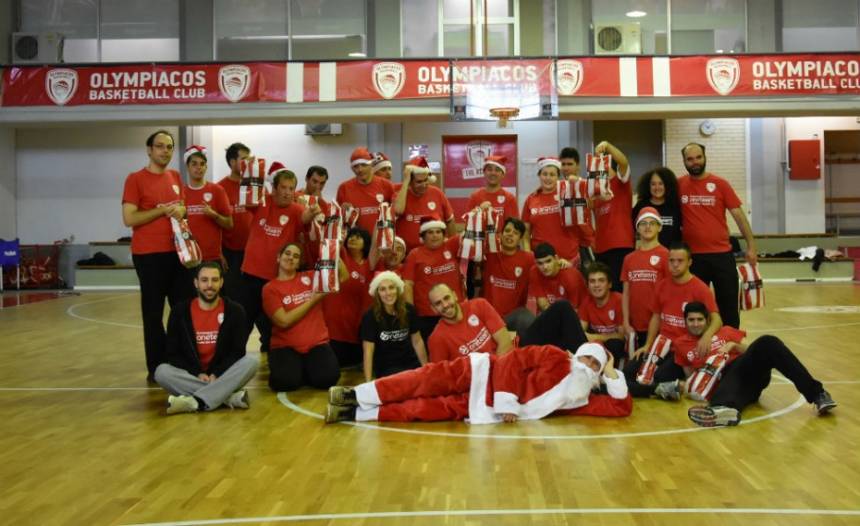 Οι χριστουγεννιάτικες ευχές από το ONE Team! (vids, pics)