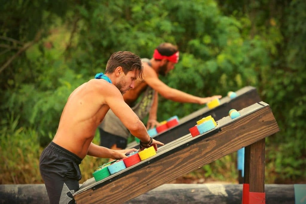 Survivor 5 Spoiler 02/04: Ποια ομάδα θα κερδίσει το έπαθλο φαγητού; Μπλε ή Κόκκινοι;