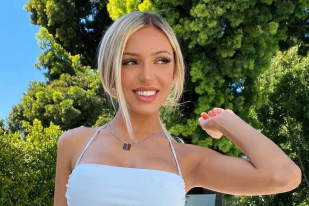 Η «θεά» Abby Rao προκαλεί… πανικό (pics)