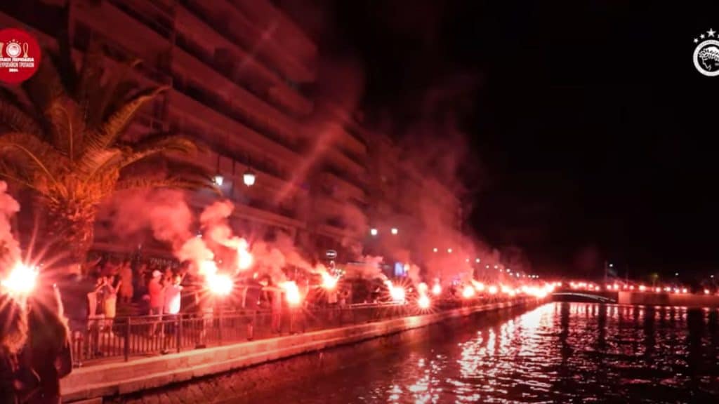 Ολυμπιακός: Στη Χαλκίδα βρέθηκαν τα δύο Ευρωπαϊκά τρόπαια! (vid)