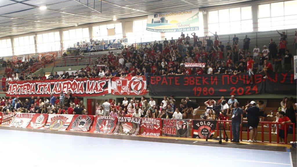 Ολυμπιακός: Ομάδα και κόσμος έγιναν ένα μετά τη νίκη!