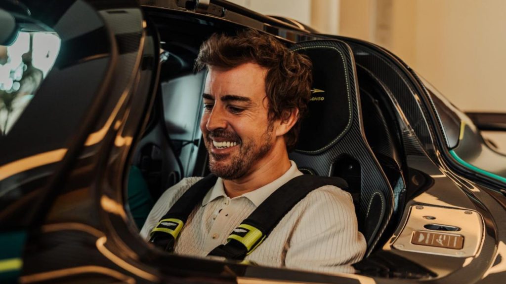 Formula 1: Ο Fernando Alonso γυμνάζει τον λαιμό του εν όψει της νέας σεζόν!