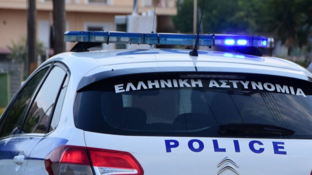 Βούλα: Νεκρή εντοπίστηκε γυναίκα έξω από σπηλιά