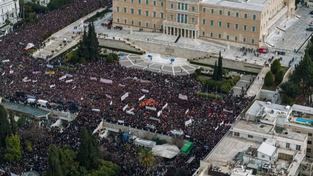 Τέμπη: Η αλήθεια δεν μπαζώνεται – Λαοθάλασσα μνήμης σε όλη την Ελλάδα