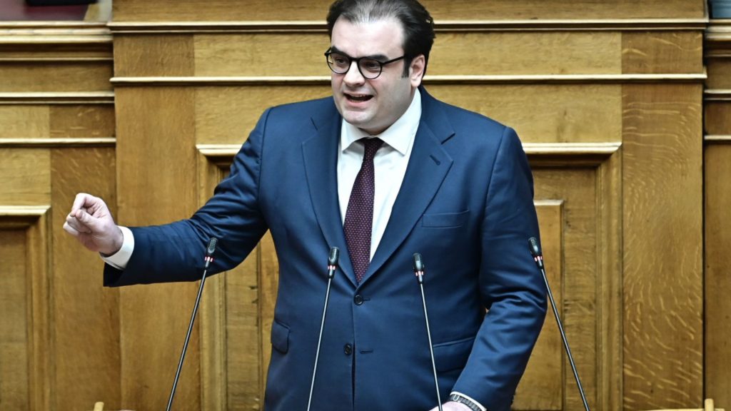 Πιερρακάκης: «Το μήνυμα είναι τρέξτε γρηγορότερα, λύστε προβλήματα»